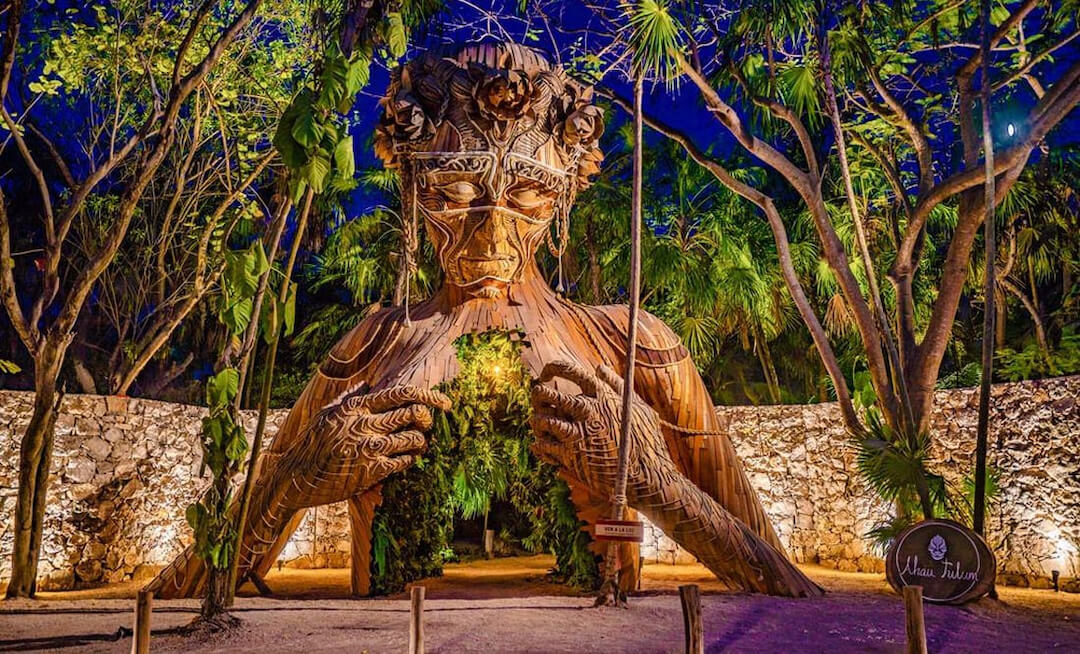 escultura ven a la luz en tulum